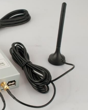 EX-205, Antena TDT Simple, conector SMA macho